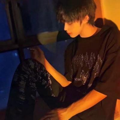 男孩子们的氛围感,探寻男孩子们的独特魅力